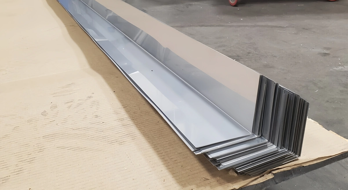 A portable brake for Bending Aluminum Flashing