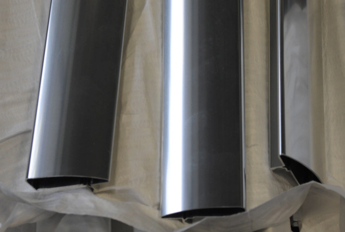Industrial polished aluminum tubing joint
