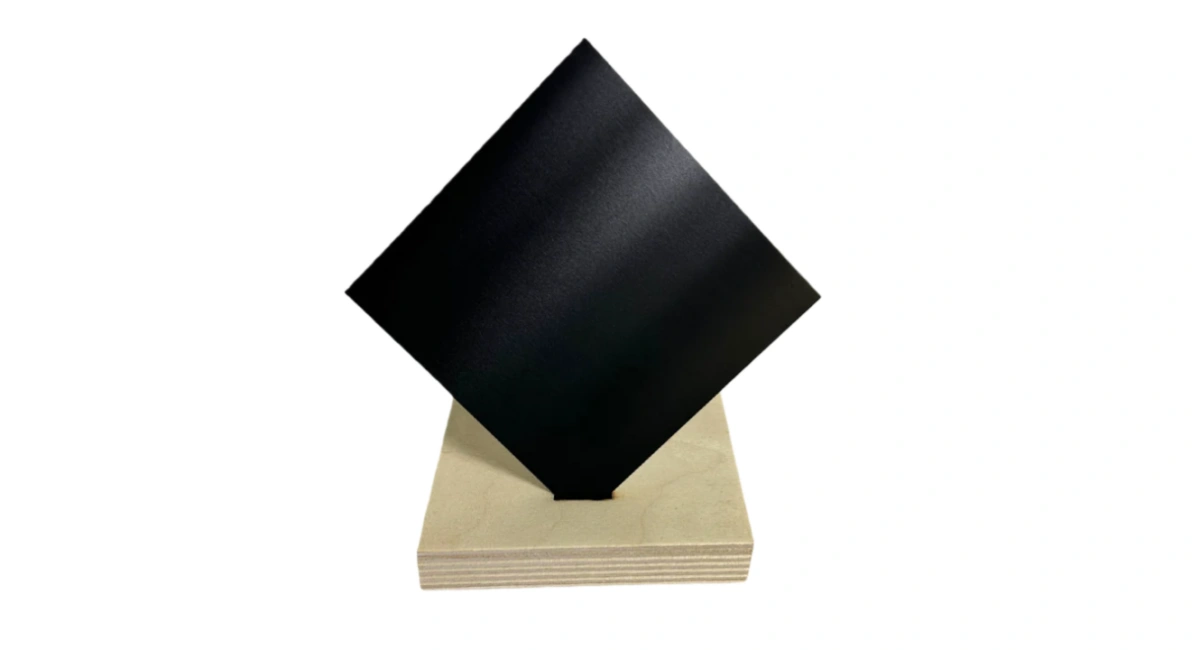 Quality inspection of dark anodized aluminum batch