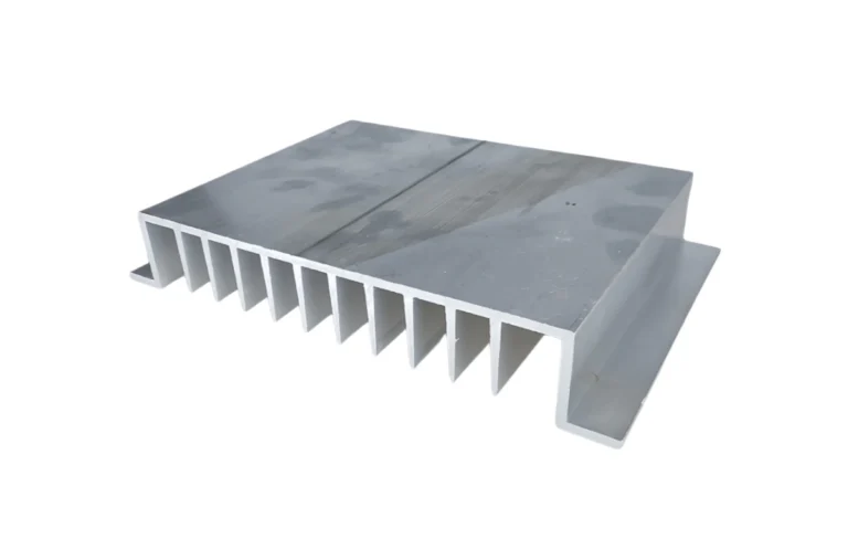 Aluminum extruded heatsink integrated molding structure display