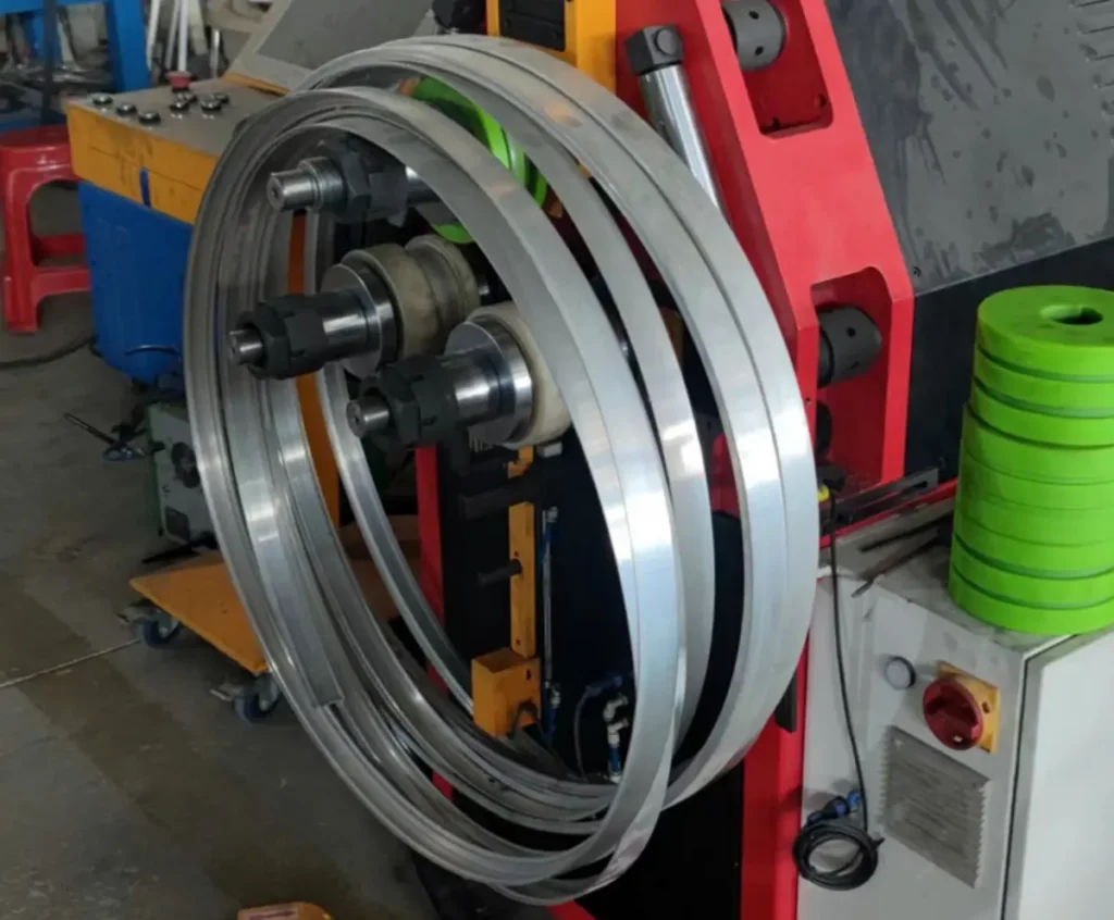 Hollow aluminum tube section collapse and oval deformation technical analysis